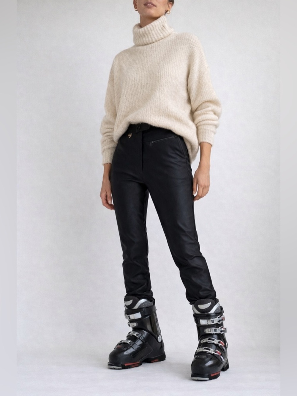 Fera Vintage Stirrup Ski Pants Black Stretch Y2K High Rise 16L